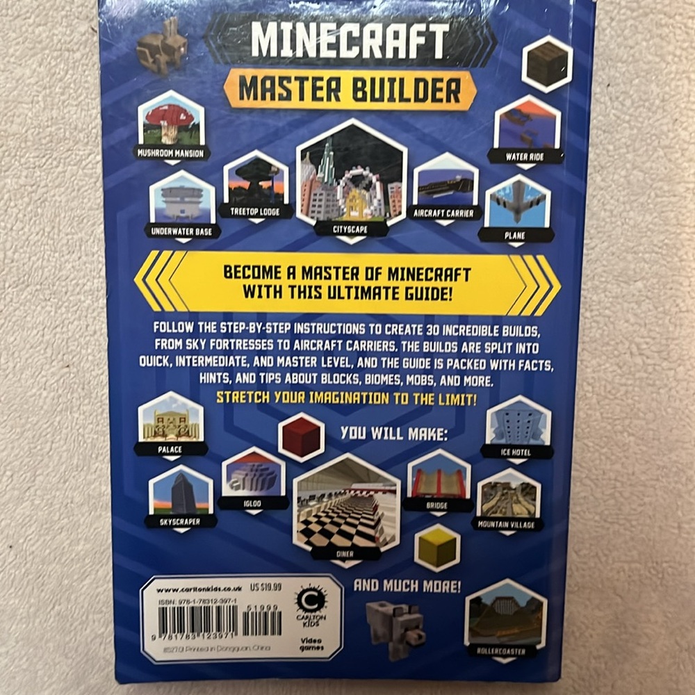 Minecraft Master Builder Book - Picture 2 of 5
